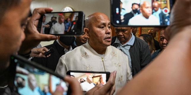 video-filipinas-:-pour-echapper-a-un-mandat-d’arret-del-cpi,-un-senateur-refugie-dans-son-bureau