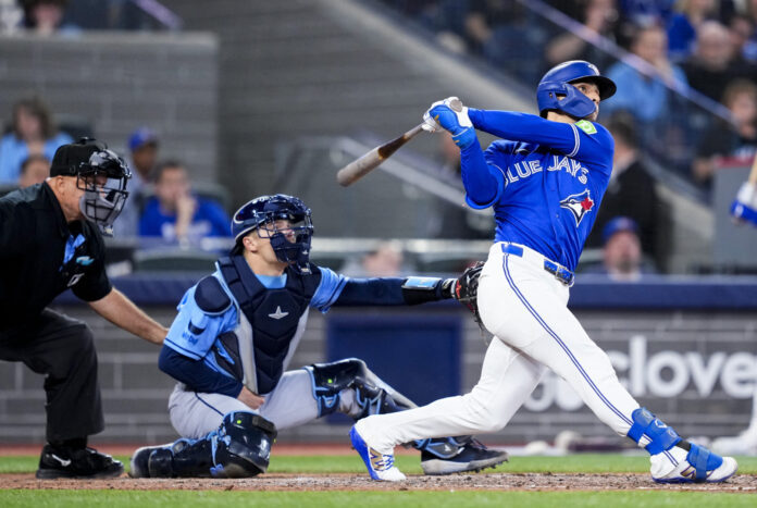 andres-gimenez-se-une-a-la-historia-venezolana-en-la-mlb-con-sus-dos-jonrones-en-un-juego