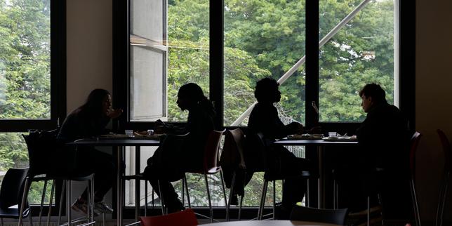 el-nombre-de-los-estudiantes-en-el-mundo-desde-hace-tres-anos-2000