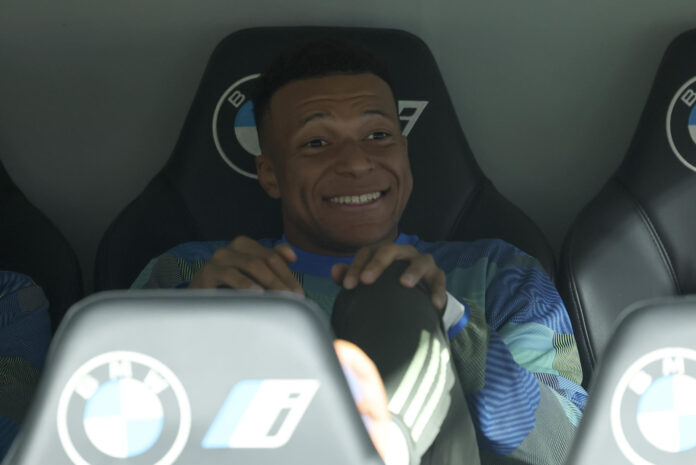 mbappe-acusa-a-arbeloa-de-usarlo-como-“cuarto-delantero”-del-real-madrid