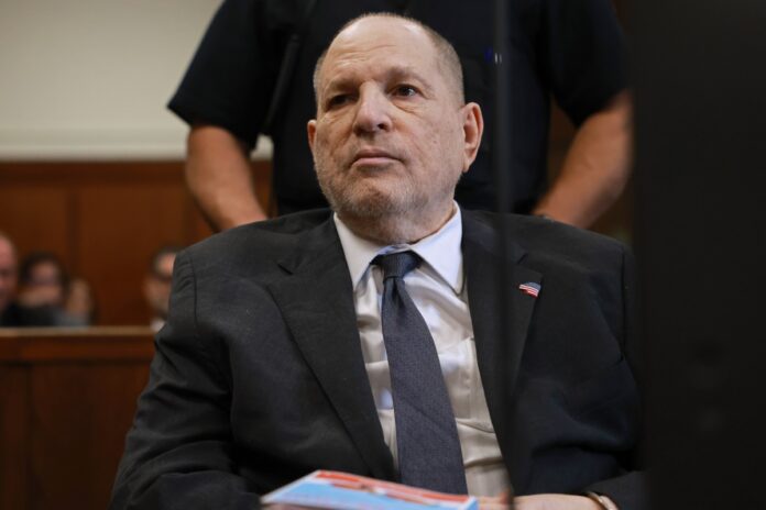 jurado-del-tercer-juicio-contra-harvey-weinstein-se-declara-incapaz-de-llegar-a-un-acuerdo
