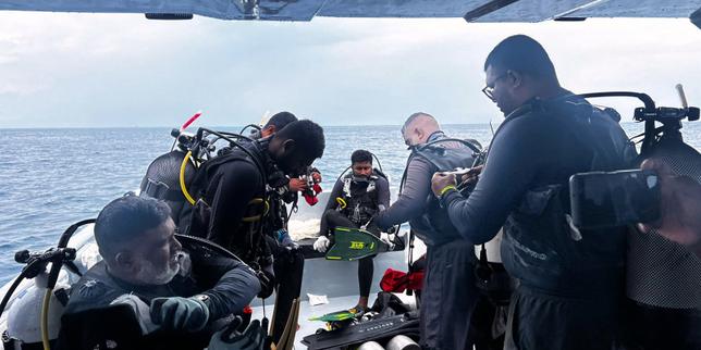 aux-maldives,-un-secouriste-meurt-lors-de-la-recherche-des-corps-de-quatre-plongeurs-italiens
