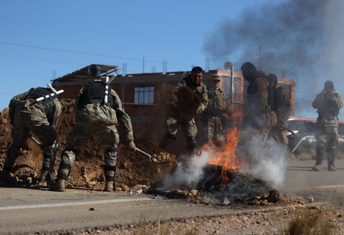 seguidores-de-evo-morales-tomaron-aeropuerto-para-evitar-la-detencion-del-expresidente-de-bolivia