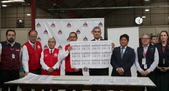 onpe-realiza-prueba-de-color-e-impresion-de-cedulas-para-la-segunda-vuelta-presidencial-|-fotos