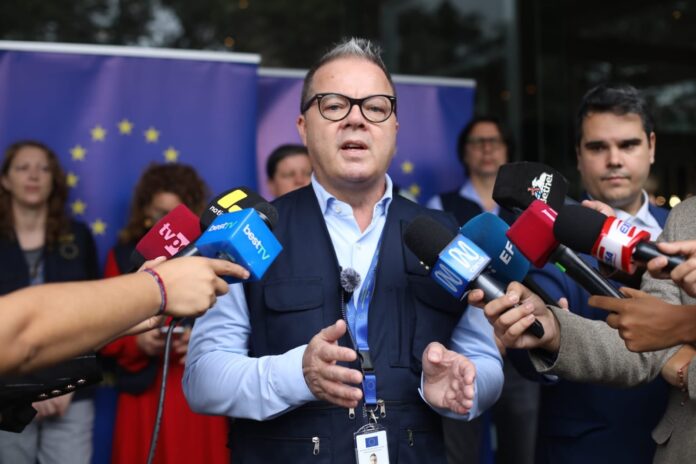 union-europea-desplegara-150-observadores-para-supervisar-la-segunda-vuelta-presidencial-en-peru