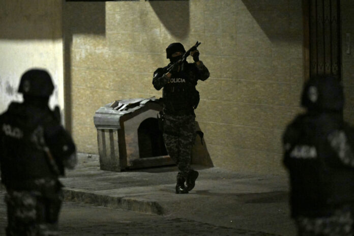 toque-de-queda-en-ecuador-deja-5.000-detenidos-en-dos-semanas