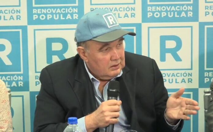 rafael-lopez-aliaga-ratifico-que-no-jurara-al-cargo-de-senador-y-que-ha-pedido-a-su-accesitario-que-asuma
