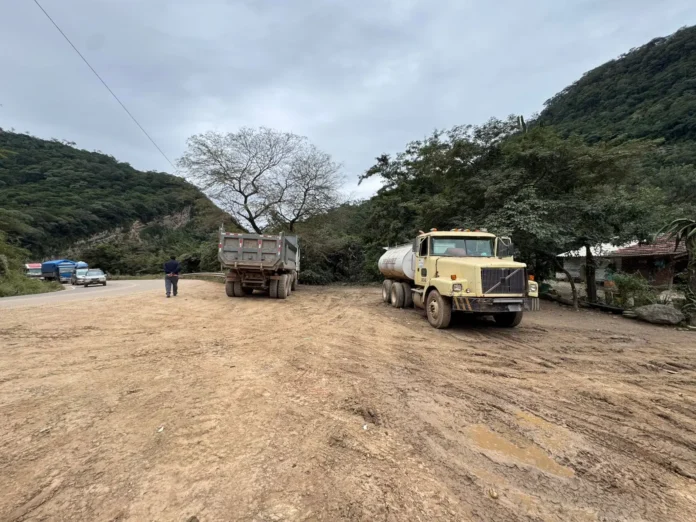 la-abc-trabaja-solucion-definitiva-en-el-tramo-la-angostura-–-samaipata