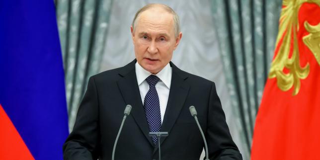en-directo,-guerra-en-ucrania-:-vladimir-poutine-se-felicite-du-bon-deroulement-des-exercices-nucleaires-entames-mardi-avec-la-bielorussie