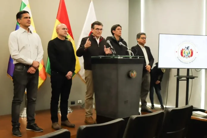 zamora:-todos-los-ministros-pondran-su-carga-a-disposicion