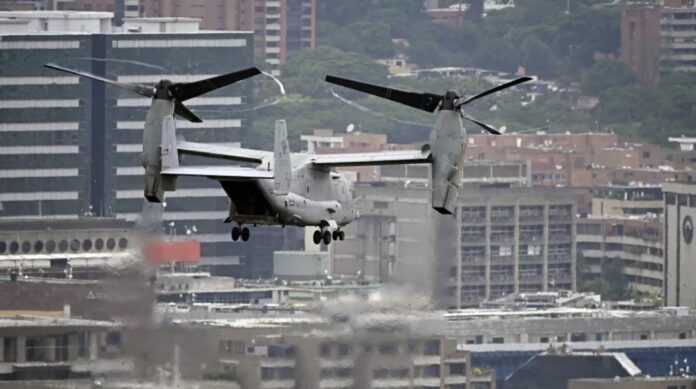 helicopteros-del-ejercito-de-ee-uu-sobrevolaron-caracas-por-simulacro-de-evacuacion