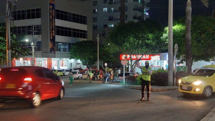 conozca-los-cierres-en-el-par-vial-de-la-carrera-50-por-acto-politico:-campanas-presidenciales-se-toman-barranquilla;-autoridades-anuncian-desvios