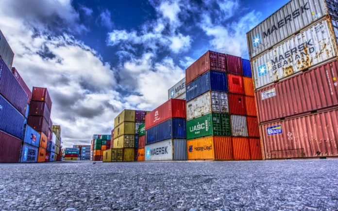 las-exportaciones-de-mexico-alcanzaron-un-record-de-72.000-millones-de-dolares-en-abril,-un-aumento-del-32,6%