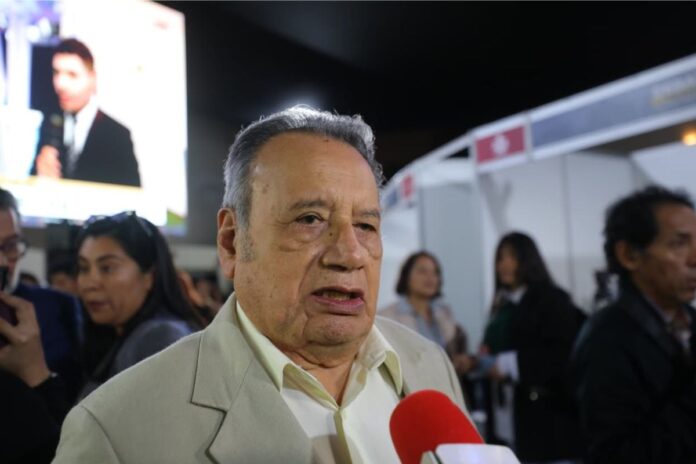 sinesio-lopez-habla-de-“estrategias-nuevas”-y-dice-que-en-la-segunda-vuelta,-juntos-por-el-peru-“no-es-el-mismo-partido-de-la-primera,-es-otro”