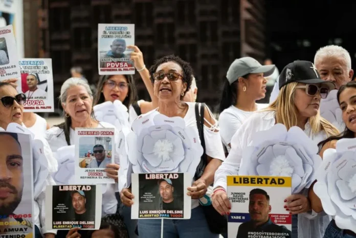familiares-protestan-ante-el-ministerio-publico-para-exigir-la-liberacion-de-78-detenidos-por-el-caso-pdvsa-obrero