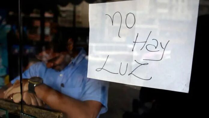 por-que-a-venezuela-le-falta-energia-pese-a-su-riqueza-petrolera-y-como-eso-limita-su-recuperacion-economica