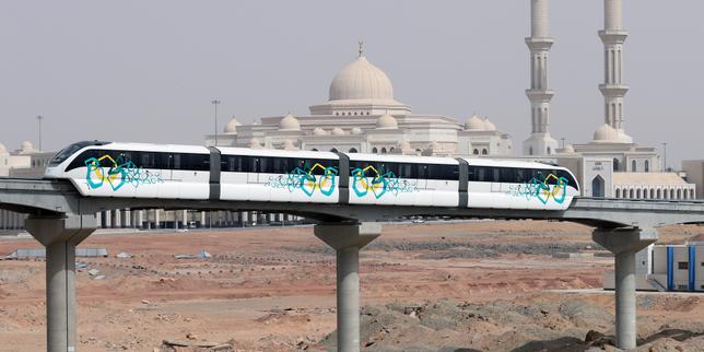el-monorrail-de-caire,-simbolo-de-la-transformacion-de-la-megalopole-egipcia