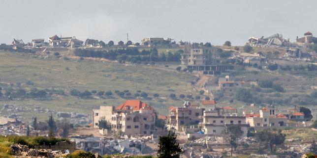 a-bint-jbeil,-en-el-libano-sur,-despues-de-la-destruccion-del-catastro:-«los-israelies-son-en-tren-de-borrar-la-memoria-de-los-lugares,-de-transformar-el-aspecto-y-la-geografia»