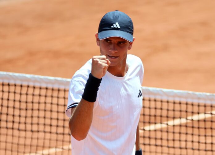 rafael-jodar-sigue-avanzando-en-roland-garros-y-se-instala-en-octavos
