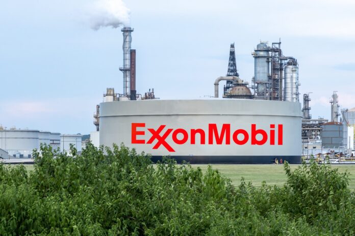 exxon-mobil-analiza-los-riesgos-de-inversion-ante-un-eventual-regreso-a-venezuela
