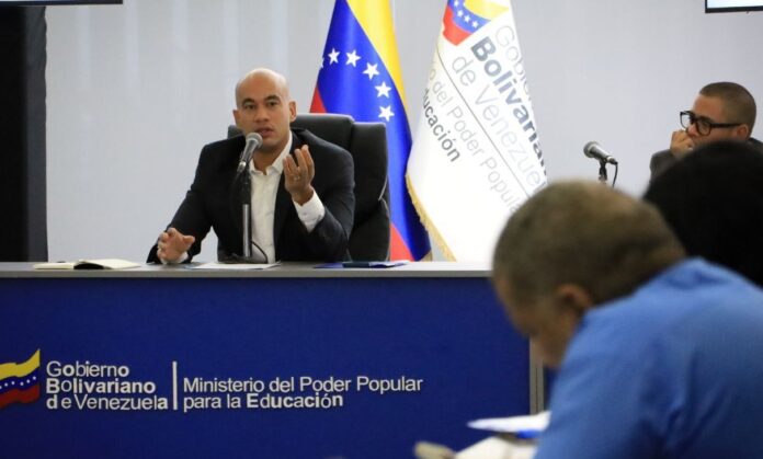hector-rodriguez,-el-rostro-“potable”-para-reinventar-el-estado-chavista