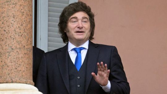farmaceuticas-extranjeras-invertiran-8.000-millones-de-dolares,-dice-el-gobierno-argentino