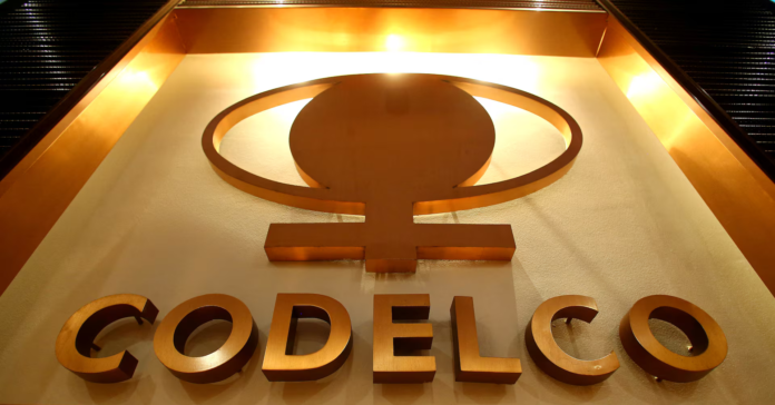 la-minera-estatal-de-cobre-de-chile,-codelco,-preve-una-caida-de-la-produccion-del-8%,-pero-un-aumento-en-las-ganancias-debido-a-los-altos-precios