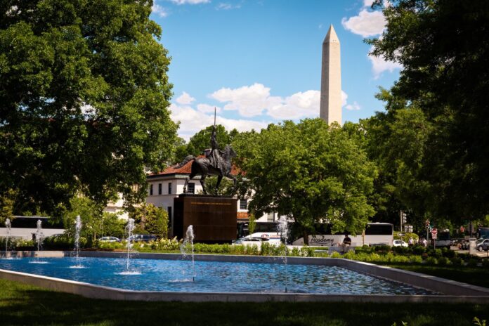 ee-uu-reabre-el-monumento-a-simon-bolivar-en-washington-en-pleno-deshielo-diplomatico-con-venezuela
