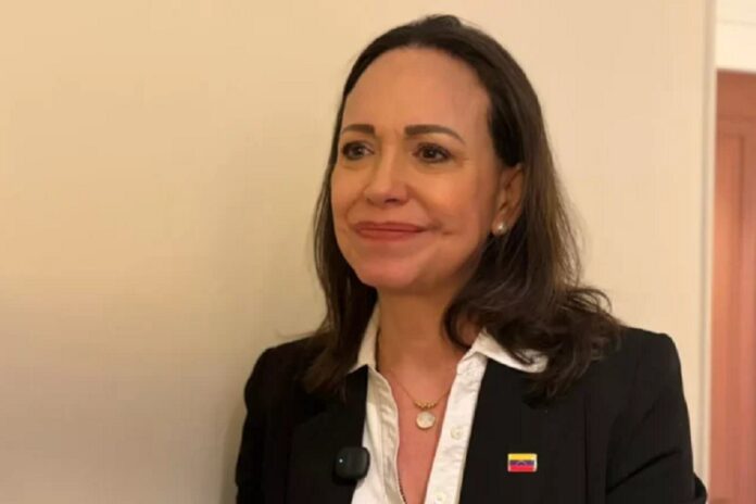 maria-corina-machado-felicita-a-abelardo-de-la-espriella-tras-triunfo-en-primera-vuelta-electoral
