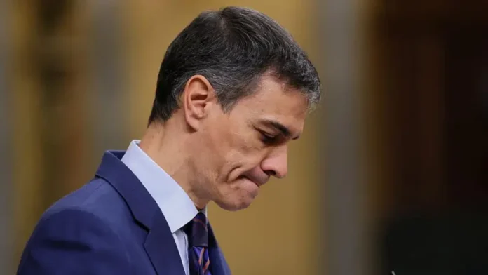 por-que-pedro-sanchez-esta-en-uno-de-sus-peores-momentos-desde-que-es-presidente-del-gobierno-de-espana-(y-el-contraste-con-los-elogios-que-recibe-fuera)