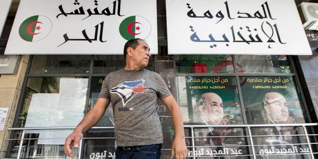 seul(e)-dans-alger-:-comment-les-oposants-du-«-systeme-»-luttent-pour-preserver-l’esprit-du-hirak