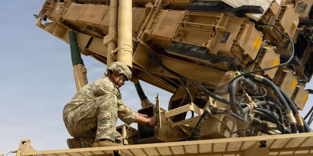 en-directo,-guerra-en-medio-oriente:-el-ejercito-americano-dit-avoir-avoir-abattu-des-misiles-et-des-drones-iraniens-visant-ses-bases-et-ses-allies-dans-le-golfe