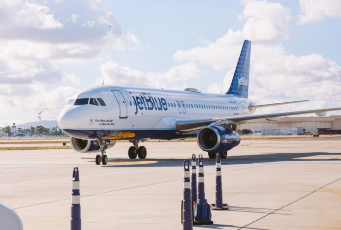 jetblue-planea-vuelos-a-caracas-mientras-aerolineas-estadounidenses-se-apresuran-a-regresar-a-venezuela