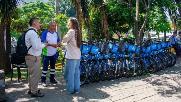 medellin-acelera-hacia-un-futuro-sostenible:-la-ambiciosa-estrategia-en-movilidad-para-limpiar-mejorar-la-calidad-del-aire