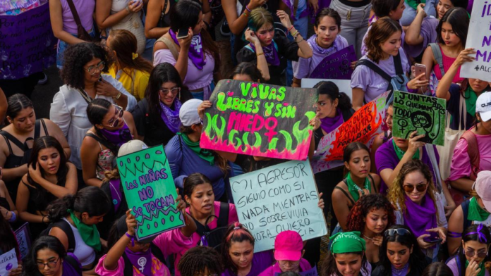 capturan-en-cali-a-docente-de-etica-y-valores-por-presunto-acto-sexual-violento-contra-una-nina-de-9-anos-en-su-propio-salon-de-clases.