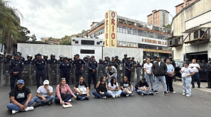 denuncian-falta-de-informacion-sobre-detenidos-en-el-helicoide-tras-presuntos-traslados