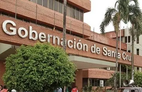 santa-cruz:-gobierno-informa-de-vias-expeditas-para-el-feriado-largo