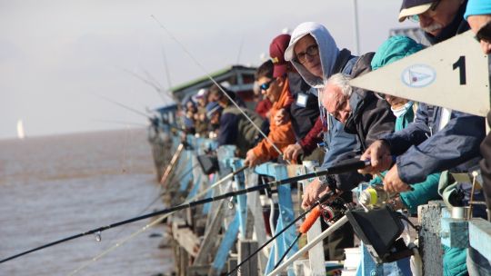 canas,-historia-y-tradicion:-la-asociacion-argentina-de-pesca-festeja-90-anos-con-un-gran-torneo