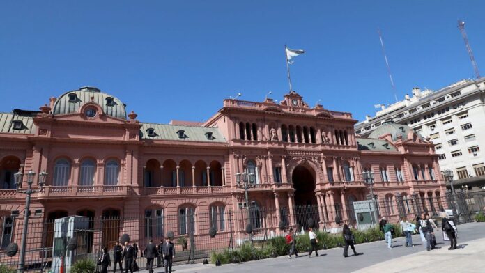 modifican-las-competencias-para-aprobar-licitaciones-y-gastos-en-la-administracion-publica