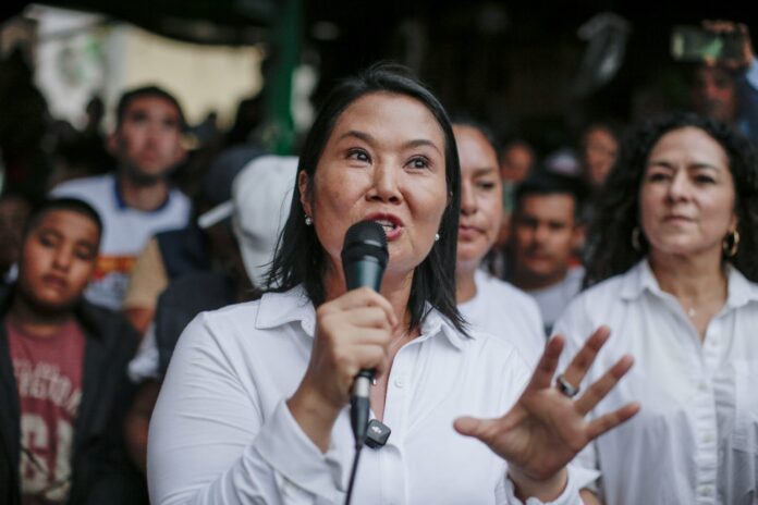 keiko-fujimori:-“convoca-a-carlos-alvarez-para-trabajar-en-equipo-y-declararle-la-guerra-a-la-delincuencia”