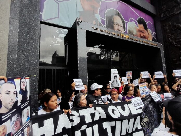 protestaron-ante-el-ministerio-de-la-mujer-para-denunciar-torturas-y-violencia-sexual-contra-presas-politicas