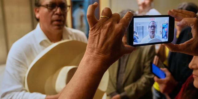au-perou,-roberto-sanchez-presento-un-proceso-para-hacer-declaraciones-a-la-veille-de-su-participacion-en-la-segunda-gira-de-la-eleccion-presidencial