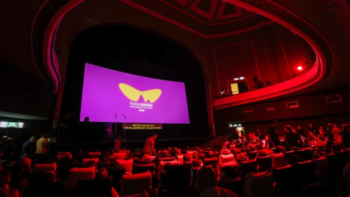 netflix-apuesta-por-las-historias-latinas-a-medida-que-se-acerca-el-mundial