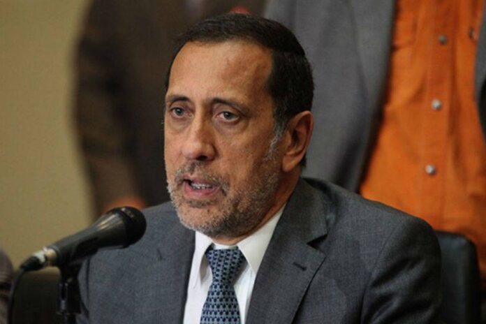 jose-guerra-propone-aumentar-salarios-a-“nivel-financiable”-con-renta-petrolera