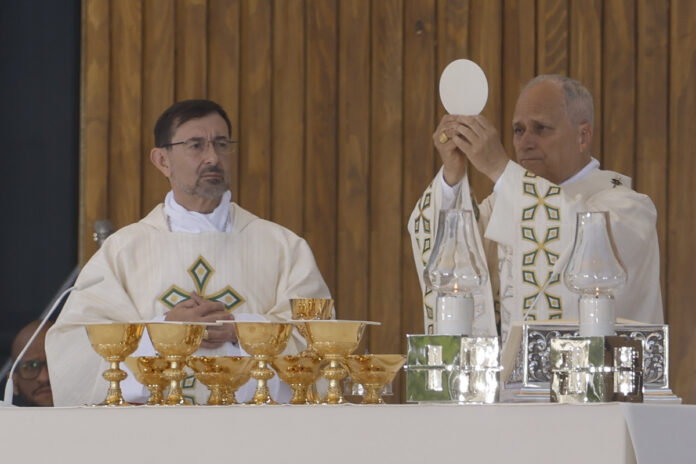 papa-leon-xiv-congrego-a-mas-de-un-millon-de-fieles-en-madrid-y-pidio-compromiso-con-el-bien-comun