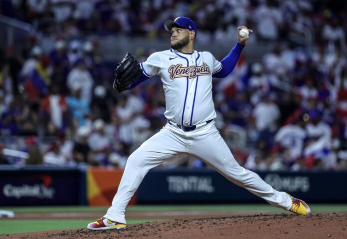 arizona-le-agradece-a-omar-lopez-por-la-buena-temporada-de-eduardo-rodriguez