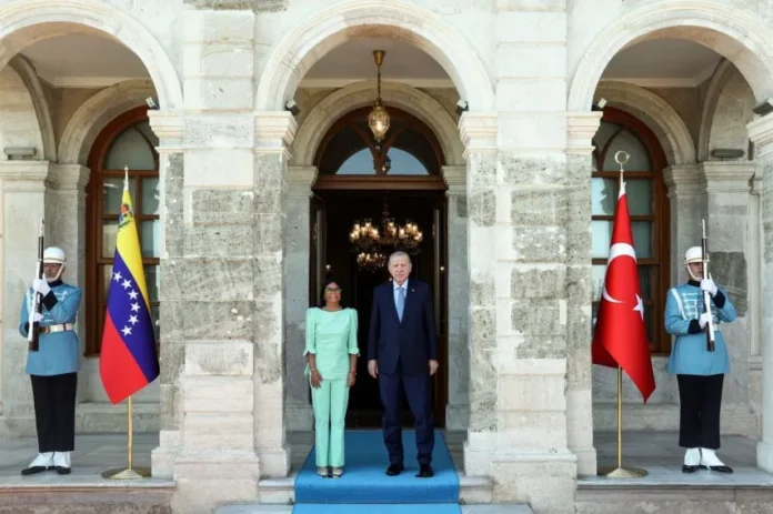 turquia-y-venezuela-trazan-una-hoja-de-ruta-para-elevar-su-intercambio-comercial-a-3.000-millones-de-dolares