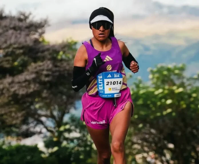 jhoselyn-camargo-destaca-en-la-media-maraton-de-quito