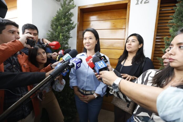 keiko-fujimori:-“con-mucha-prudencia-vamos-a-esperar-los-resultados,-el-margen-es-muy-ajustado”