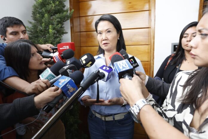 keiko-fujimori-llama-a-la-prudencia-mientras-espera-el-relato-de-actas-del-extranjero